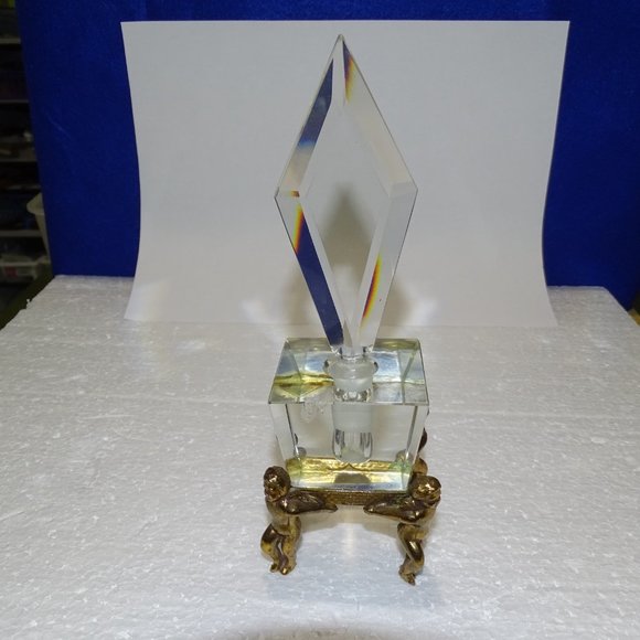 VINTAGE PERFUME WITH 4 CHERUBS - Picture 2 of 8